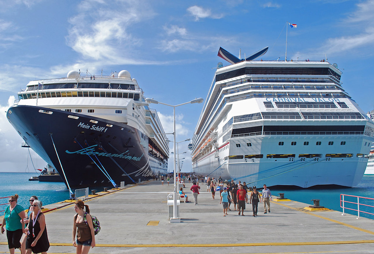 TUI MEIN SCHIFF in St. Maarten