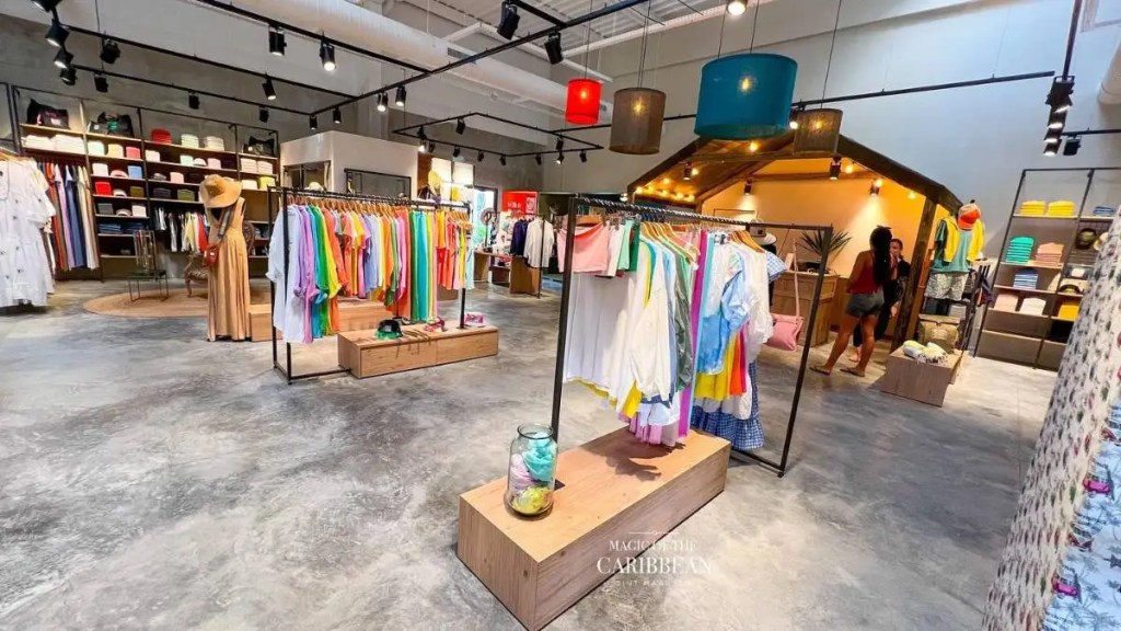 Die Einrichtung des Concept Store ist modern und ansprechend