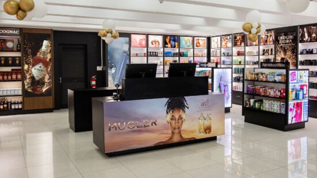 Penha Duty Free in Maho