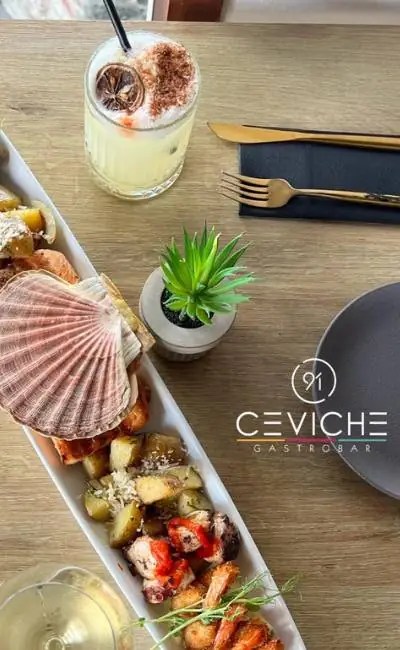 Toll dekorierte Speisen